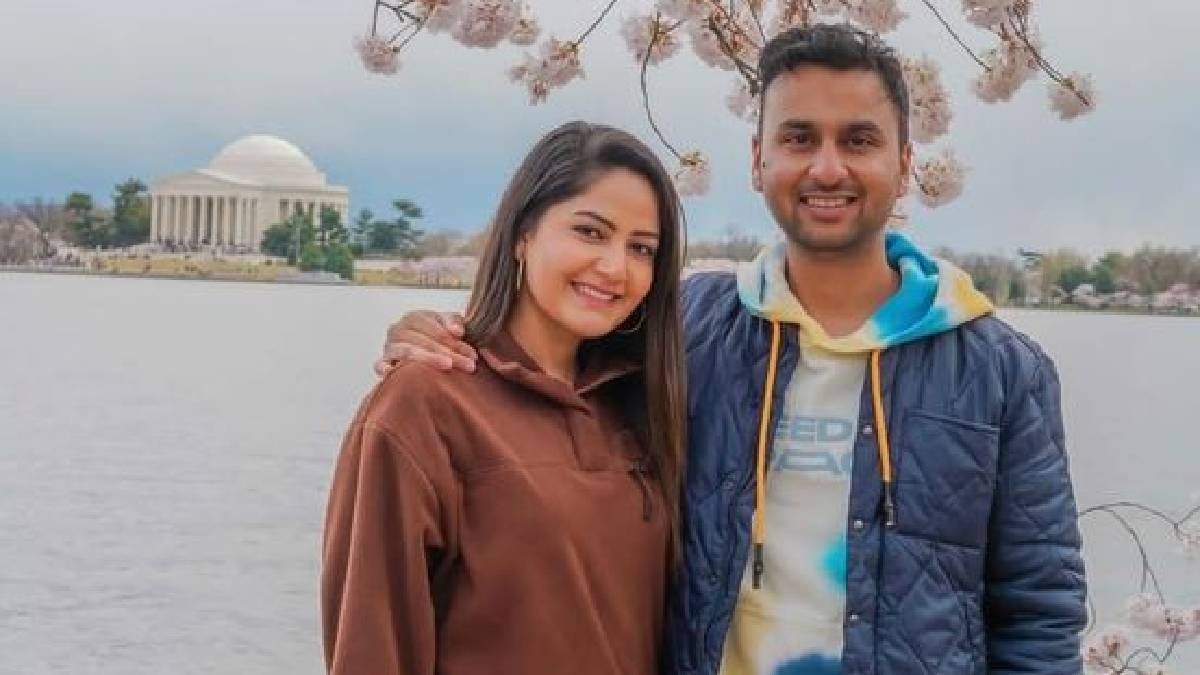 अभिनेत्री वर्षा सिवाकोटी र आशिष गेलालबीचको वैवाहिक सम्बन्ध समाप्त